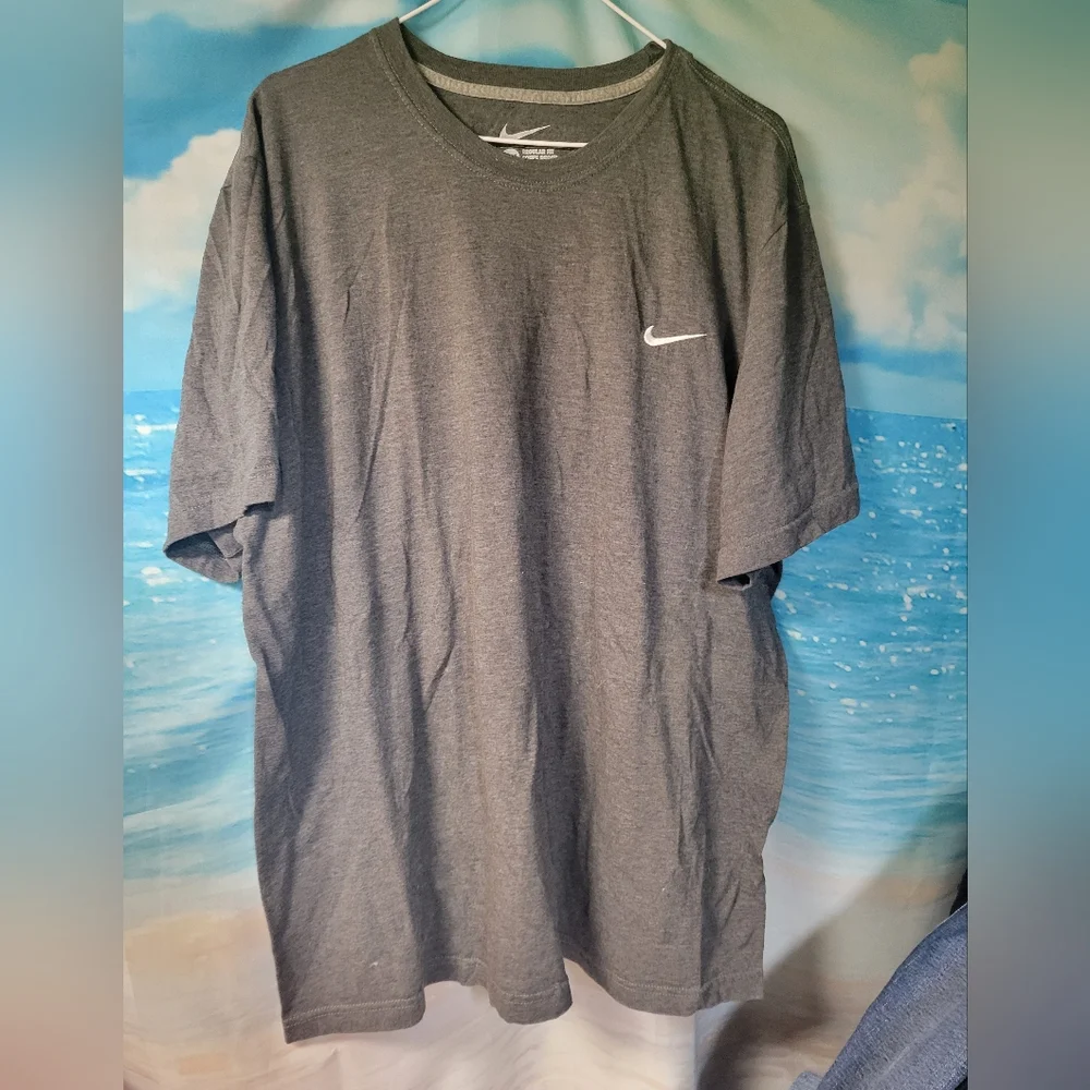 Nike Gray Mens Tshirt Regular Fit Size XXL
